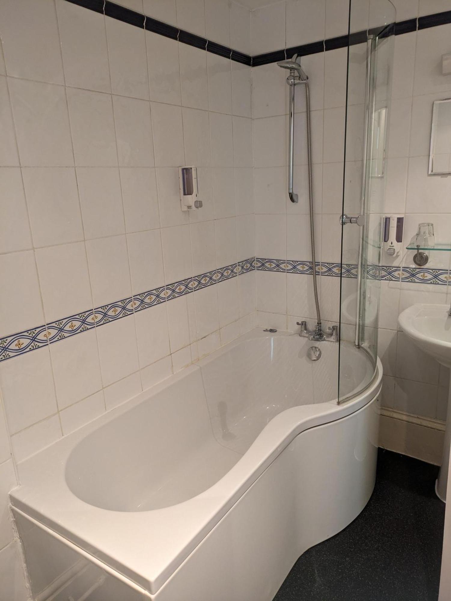 Charles Cotton Hotel Хартингтън Екстериор снимка