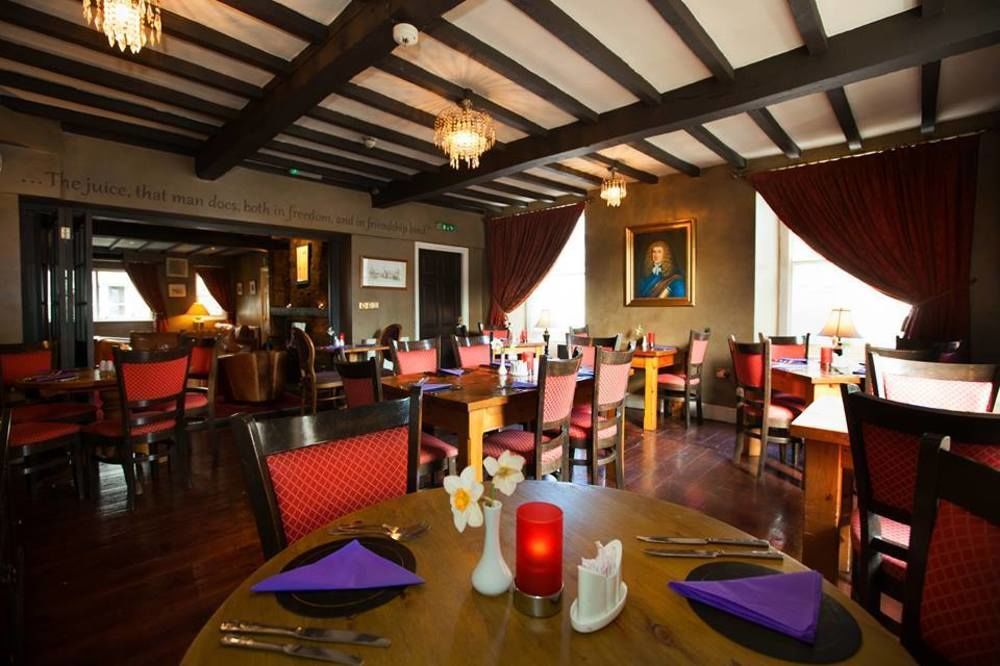 Charles Cotton Hotel Хартингтън Екстериор снимка